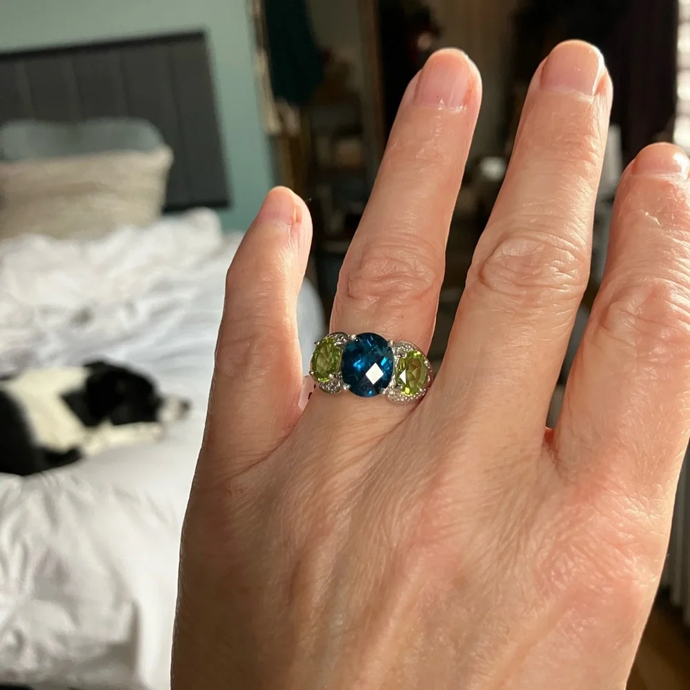 New! Geniune Tanzanite & Peridot SS Ring  w/ Diamond chip accent. - Picture 6 of 8